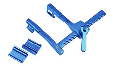 Pediatric Sternal Retractor, With interchangeable blades (2 pair),  Arm length 52mm